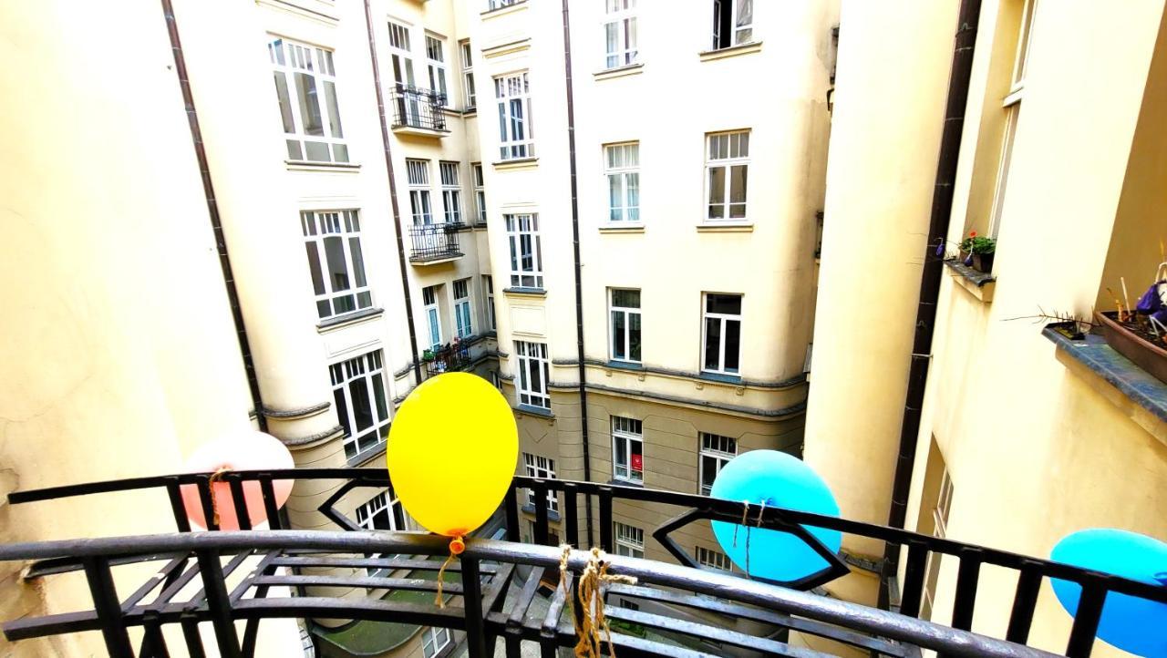 Central Station Hostel Warszawa Exteriör bild
