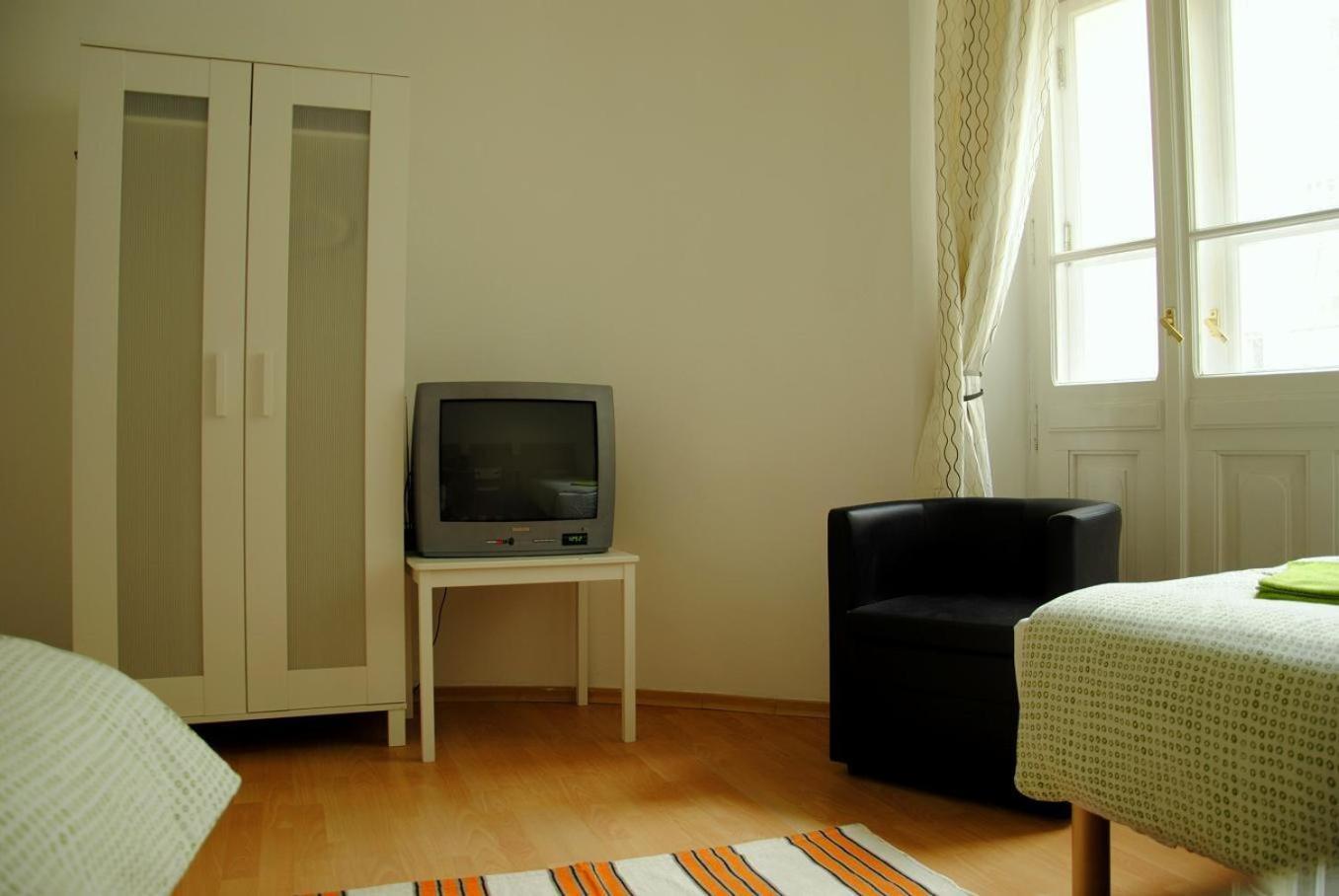 Central Station Hostel Warszawa Exteriör bild
